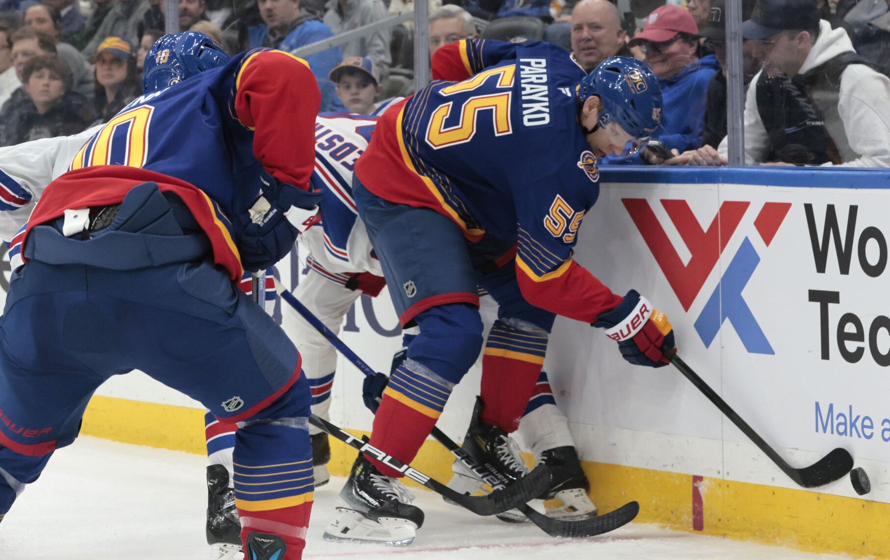 St. Louis Blues host New York Rangers